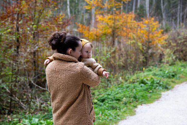 South Dakota, Family, Mother, Financial Advisor, Woman, Nature, 